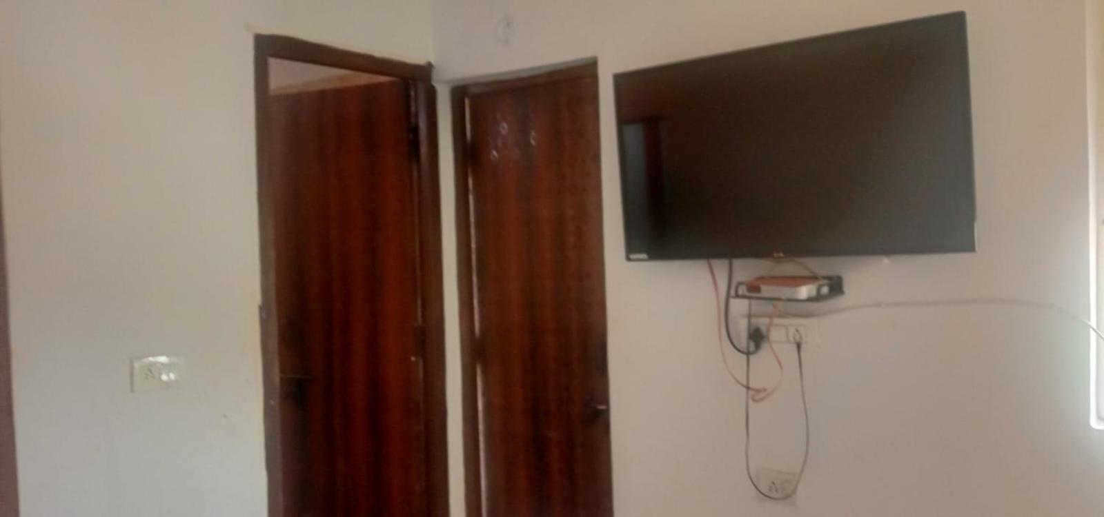 Hotel O The Paris Hotel Palwal Zewnętrze zdjęcie